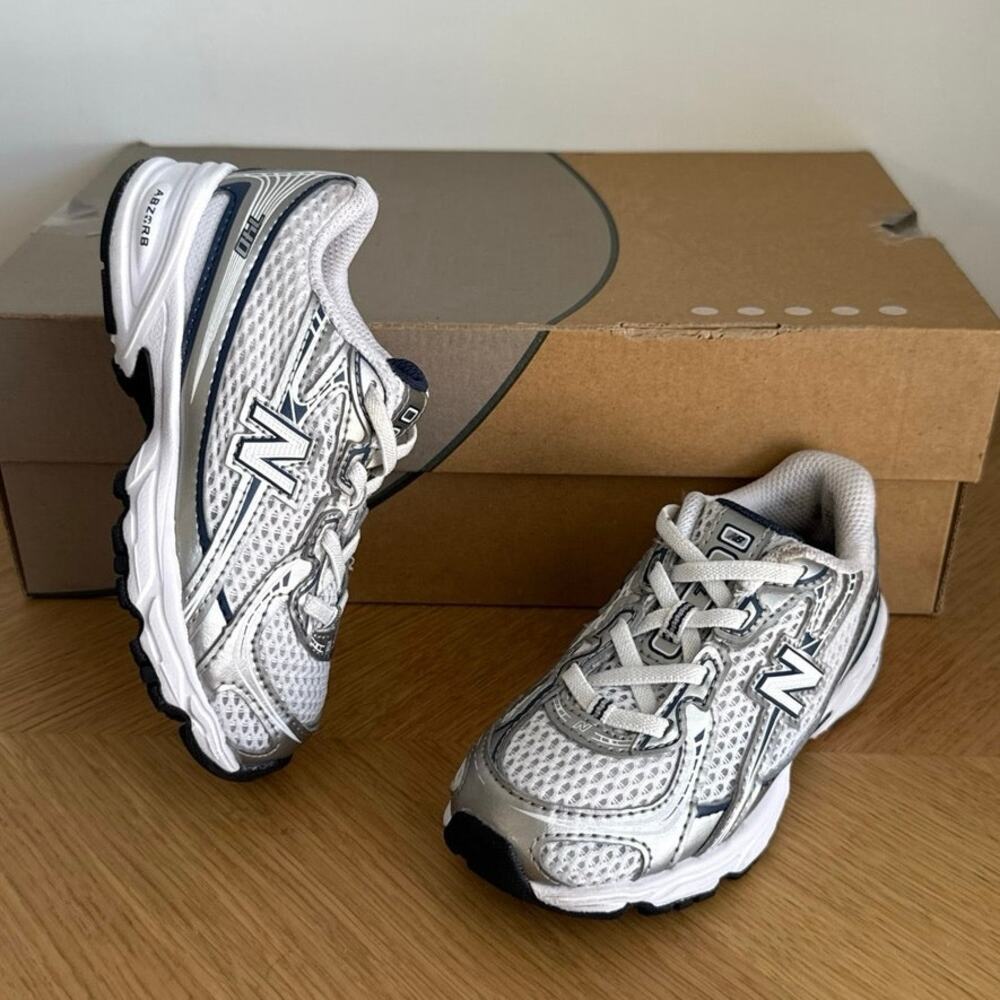New Balance 740 Navy/Silver/White Toddler Sneakers- SZ 9 C